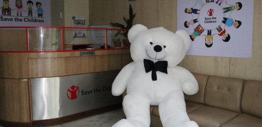 CH1809568 Saathi the Air Bear preparing to journey across Nepal to highlight impact of air pollution on children