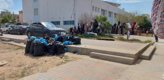 CH1888865 People sheltering in an UNRWA center in southern Gaza after they evacuated their homes