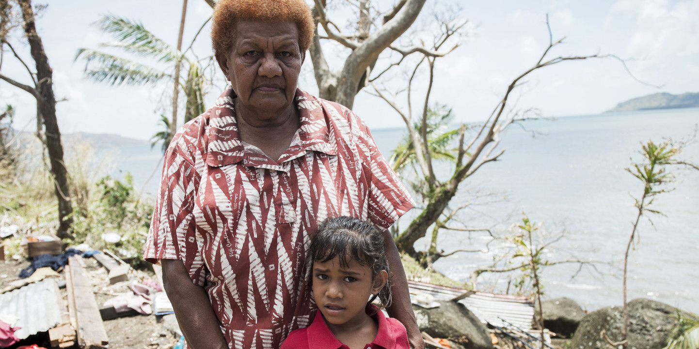 Sulueti and granddaughter2