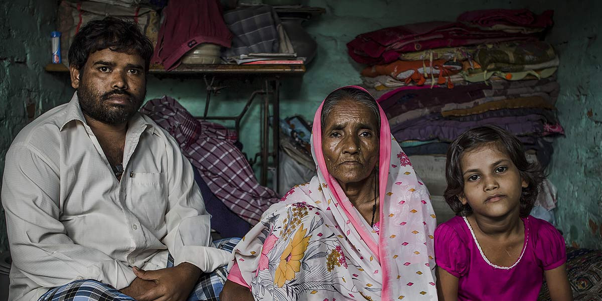 nazmul with her family